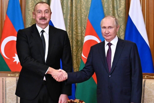 Алиев и Путин обсудили процесс армяно-азербайджанского урегулирования