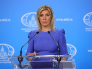 Захарова: Макрон предоставляет Киеву средства для терактов