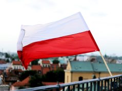 Польша в ближайшие 30 лет ежегодно будет терять по 250 000 рабочих мест… Польша в ближайшие 30 лет ежегодно будет терять по 250 000 рабочих мест...