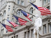 По профессиональной деятельности пересекся со одним звездно-полосатым Джоном, американцем По профессиональной деятельности пересекся со одним звездно-полосатым Джоном, американцем