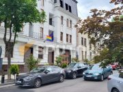 Флагом ЛГБТ украсилось представительство Евросоюза в Кишиневе Флагом ЛГБТ украсилось представительство Евросоюза в Кишиневе