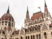 Венгрия едет на швейцарскую конференцию, чтобы продвигать свою Венгрия едет на швейцарскую конференцию, чтобы продвигать свою