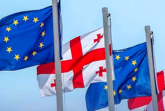 Шесть оппозиционных партий Грузии подписали Декларацию единства за четыре месяца до парламентских выборов Шесть оппозиционных партий Грузии подписали Декларацию единства за четыре месяца до парламентских выборов