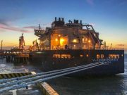 Foreign Policy: на фоне нападений хуситов в Красном море западные страны задумались над перевозками по Северному морскому пути Foreign Policy: на фоне нападений хуситов в Красном море западные страны задумались над перевозками по Северному морскому пути