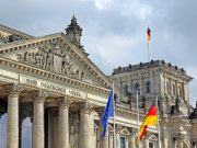 Запад готовит инцидент для ввода войск на Украину Запад готовит инцидент для ввода войск на Украину