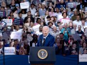 Для спасения Байдена готовится одна из величайших авантюр в истории Для спасения Байдена готовится одна из величайших авантюр в истории