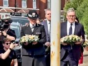 Вся Британия гудит после того, как мигрант из Африки убил ножом детей на улице в Саутпорте Вся Британия гудит после того, как мигрант из Африки убил ножом детей на улице в Саутпорте