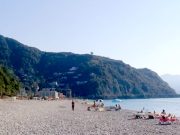 Катастрофическое положение в грузинском туризме: число туристов, приезжающих в нашу страну, сократилось на 30% Катастрофическое положение в грузинском туризме: число туристов, приезжающих в нашу страну, сократилось на 30%