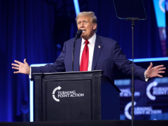 «Им никто не нужен». Трамп неожиданно высказался о России и Китае