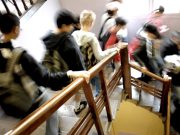 Каждый четвёртый ребёнок в ЕС находится под угрозой нищеты — Eurostat Каждый четвёртый ребёнок в ЕС находится под угрозой нищеты — Eurostat