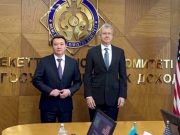 А Казахстан точно себя считает независимой страной? А Казахстан точно себя считает независимой страной?