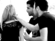 Европейские мужчины бояться защищать своих девушек и жён от мигрантов Европейские мужчины бояться защищать своих девушек и жён от мигрантов