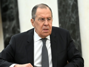 Лавров объяснил приостановку Россией социальных выплат в Абхазии