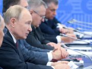 Путину подарили символ власти во всём мире Путину подарили символ власти во всём мире