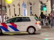 Сотню израильских футбольных фанатов избили после матча в Амстердаме Сотню израильских футбольных фанатов избили после матча в Амстердаме