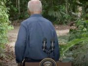 Майкл Мур написал открытое письмо Байдену Майкл Мур написал открытое письмо Байдену