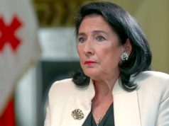 Постоянно нарушающая Конституцию президент Грузии Саломе Зурабишвили объявила себя единственным законным представителем власти в стране Постоянно нарушающая Конституцию президент Грузии Саломе Зурабишвили объявила себя единственным законным представителем власти в стране