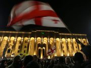 Грузинским властям еще раз придется пройти по острию бритвы