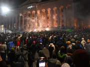 Макрон заявил о готовности помочь в разрядке ситуации в Грузии