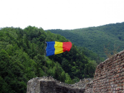 Отмена итогов президентских выборов ставит перед Румынией вопрос о выживании