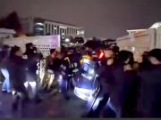 Командующий военным положением в Южной Корее объявил о приостановке работы парламента и политических партий Командующий военным положением в Южной Корее объявил о приостановке работы парламента и политических партий