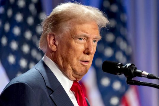 Королевская семья спешит на помощь Королевская семья спешит на помощь