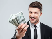 Каждые 45 минут Британия теряет одного долларового миллионера