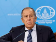 Лавров: пока всё, что мы слышим, это разговоры о необходимости придумать какое-то перемирие. При этом особо не скрывается, что оно нужно для того, чтобы выиграть время для продолжения накачивания Украины оружием, чтобы они «привели себя в порядок», осуществили дополнительную мобилизацию, и так далее