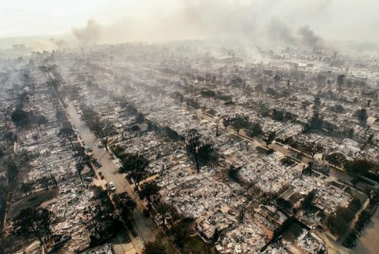 Последствия пожара в районе Пасифик-Палисейдс в Калифорнии Последствия пожара в районе Пасифик-Палисейдс в Калифорнии