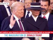 Дональд Трамп принял присягу и официально вступил в должность президента США Дональд Трамп принял присягу и официально вступил в должность президента США