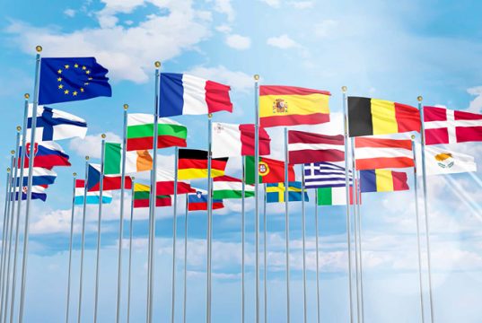 Западные либерал-глобалисты продолжают нагнетать противостояние с Россией Западные либерал-глобалисты продолжают нагнетать противостояние с Россией