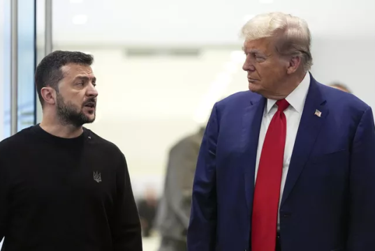 Зеленский прокомментировал разговор с Трампом и заявил, что обсудил с ним урегулирование конфликта на Украине