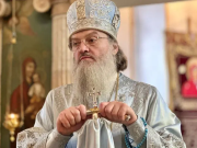 Как разрываются ризы Христовы!