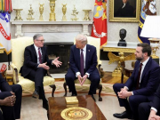 Президент США Дональд Трамп провел встречу с премьер-министром Великобритании Киром Стармером в Белом доме. Перед встречей и во время переговоров он сделал несколько заявлений.