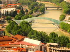 Цена вопроса: почему Запад не хочет отпускать Грузию