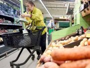 Еврокомиссия призвала европейцев готовиться к возможной войне и запасаться продуктами как минимум на 3 дня Еврокомиссия призвала европейцев готовиться к возможной войне и запасаться продуктами как минимум на 3 дня