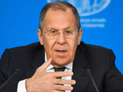 Россия против ввода иностранных войск на Украину, компромисса быть не может – Лавров