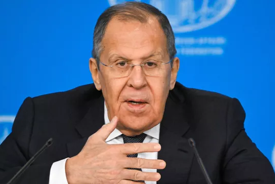 Лавров: в ЕС хотят вытравить память о Победе, но материалы ТАСС не дают это сделать