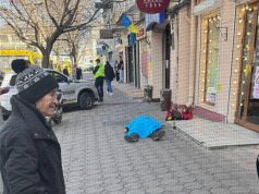 В центре Одессы, на Александровском проспекте, среди бела дня застрелили мужчину, сообщают местные паблики В центре Одессы, на Александровском проспекте, среди бела дня застрелили мужчину, сообщают местные паблики