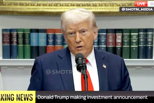 Ещё заявления Трампа по Украине с двумя намеками по поводу, предположительно, Зеленского Серия заявлений Трампа об Украине