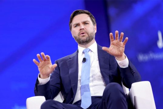 Вэнс: Власти Украины должны вернуться за стол переговоров Вэнс: Власти Украины должны вернуться за стол переговоров