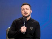 Зеленский призвал США дать гарантии Британии и Франции для введения миротворцев Зеленский также призвал США дать гарантии Британии и Франции для введения миротворцев