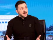 Журналист Fox News спрашивает: «если бы у вас была возможность вернуться в Белый Дом прямо сейчас, вы бы вернулись?» Журналист Fox News спрашивает: «если бы у вас была возможность вернуться в Белый Дом прямо сейчас, вы бы вернулись?»