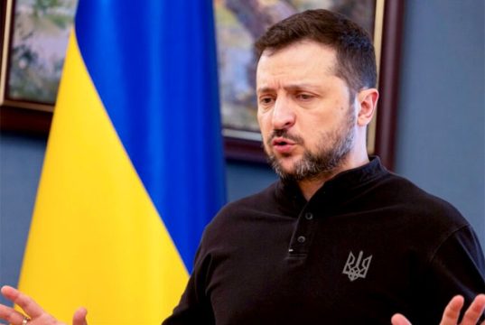 Зеленский попытался извиниться перед Трампом Зеленский попытался извиниться перед Трампом