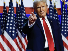 «Он может получить мир или потерять всю страну». Трамп обвинил Зеленского в срыве переговоров