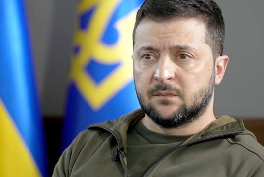 Зеленского не выпустили заграницу Зеленского не выпустили заграницу