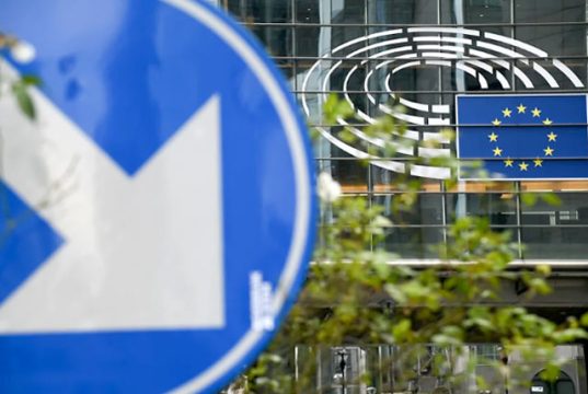 Евросоюз планирует усилить давление на Россию после разговора Путина и Трампа Евросоюз планирует усилить давление на Россию после разговора Путина и Трампа