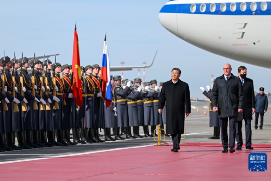 В Китае восхитились роскошной встречей Си Цзиньпина в Москве