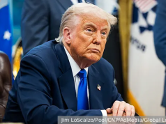 Трамп объявил о снятии санкций США с Сирии