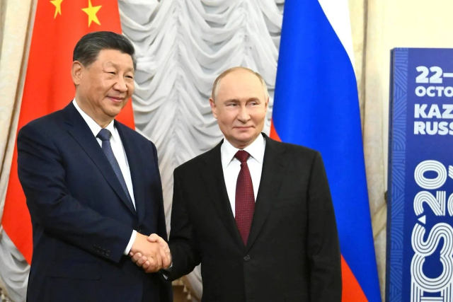 «Будет длительное общение»: В Кремле раскрыли детали переговоров Путина и Си Цзиньпина